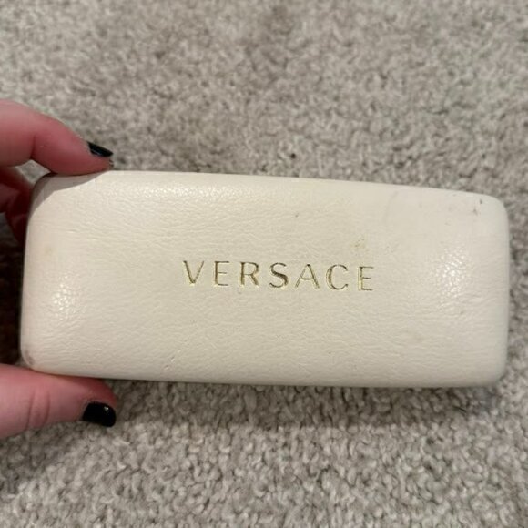 Versace White Leather‎ Eyeglass Case w/ Gold Embossed Spell Out Name Logo - Picture 1 of 6